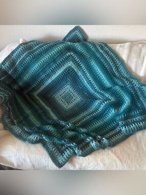 Blanket throw handmade crochet
